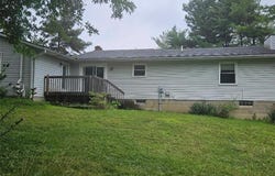 17626 Lois Way, Doylestown, OH 44230