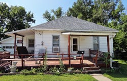208 W Clay Street, Osceola, IA 50213