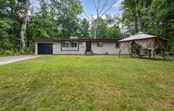 292 Peach Street, Fruitport, MI 49415
