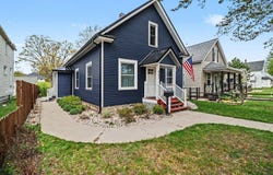 603 N Rowe Street, Ludington, MI 49431