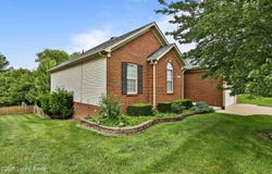 2224 Sunrise Cir, Shelbyville, KY 40065