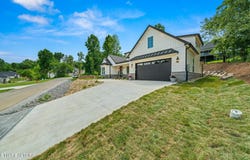 113 Nuhya Way, Loudon, TN 37774