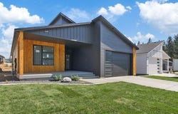 3335 S Morrill Ln, Spokane, WA 99223