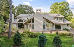 9465 Jackson Circle, Omaha, NE 68114