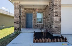 352 Euclid Lane, Uhland, TX 78640