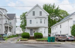 21 Myrtle St, Lowell, MA 01850