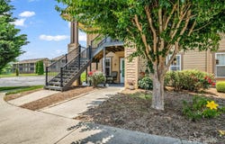 1901 Deermouse Way, Hendersonville, NC 28792