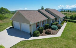 348 Short Hill Dr, Buchanan, VA 24066