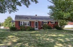 811 S HARRISON STREET, PALMYRA, PA 17078