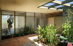 2885 Edgewick Rd, Glendale, CA 91206