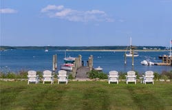 11 MAIN Street, Stonington, CT 06378