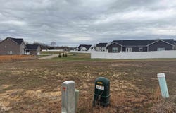 249 Castlegate Dr, Ona, WV 25545