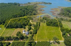 901 Circle Drive, Port Haywood, VA 23138