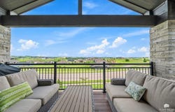 3426 S Pinehurst Circle, Manhattan, KS 66503