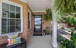 1964 Barnett West Court, Buford, GA 30518