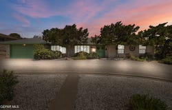 3229 TITANIC Avenue, El Paso, TX 79904