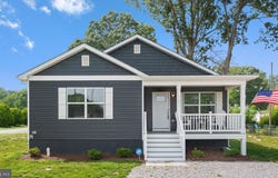 121 1ST STREET, COLONIAL BEACH, VA 22443