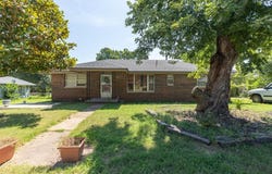 116 N 7th Street, McLoud, OK 74851