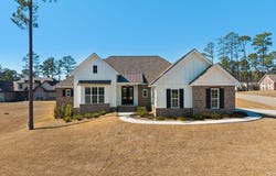 7 Everglades, Hattiesburg, MS 39443