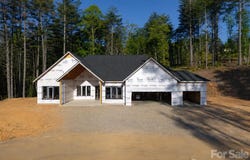 83 Mont Clair Trail, Horse Shoe, NC 28742