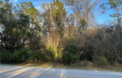 8523 N Basswood Avenue, Crystal River, FL 34428