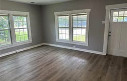 113 N Middle Street, Flatonia, TX 78941