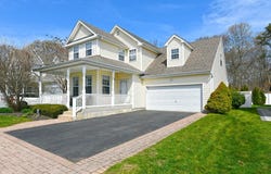 209 Pleasant Drive, Bay Shore, NY 11706