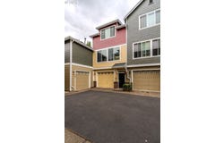 866 NW COUNCIL Dr, Gresham, OR 97030
