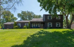 143 Outer Drive, Le Sueur, MN 56058