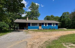3636 U.S. 62, Salem, AR 72576