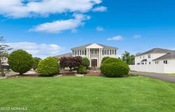 126 Wyncrest Road, Marlboro, NJ 07746