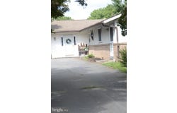 1147 W MAIN STREET, EPHRATA, PA 17522