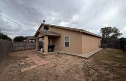 1011 S Wyoming Ave, Roswell, NM 88203