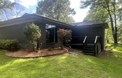 Lewisville, AR 71845-0000