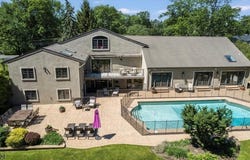22 Ross Rd, Livingston Twp., NJ 07039-6211