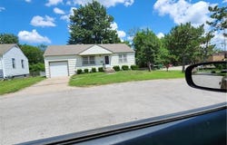 9529 Summit Street, Lenexa, KS 66215