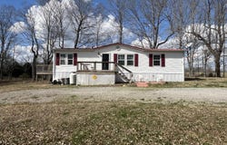 3275 Chance Road, Columbia, KY 42728