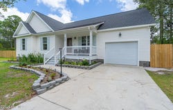 448 Edgewood Road, Southport, NC 28461