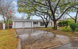 2406 W Kings, San Antonio, TX 78228