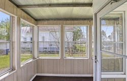 400 DAKOTA Street, OSHKOSH, WI 54902
