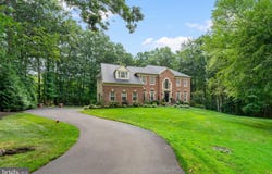 9808 PORTSIDE DR, BURKE, VA 22015