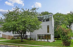 703 MEADOW LN SW, VIENNA, VA 22180