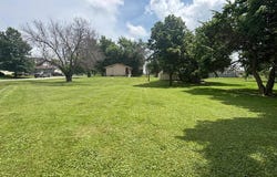 110 Windmill Lane, Shelbina, MO 63468