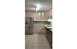 1015 Casa Drive, Schaumburg, IL 60173