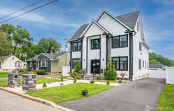 68 Dewey Avenue, Colonia, NJ 07067