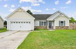 114 Rosemary Avenue, Hubert, NC 28539