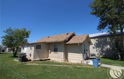 112 N Crow Avenue, Hardin, MT 59034