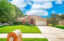 1701 Brook Lane, Flower Mound, TX 75028