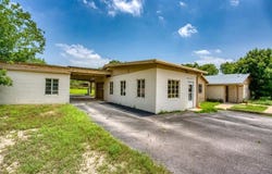 1312 N Us Highway 281, Lampasas, TX 76550