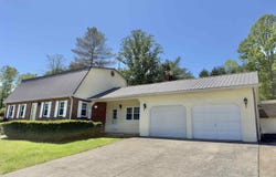 17 Varner Drive, Wayne, WV 25570